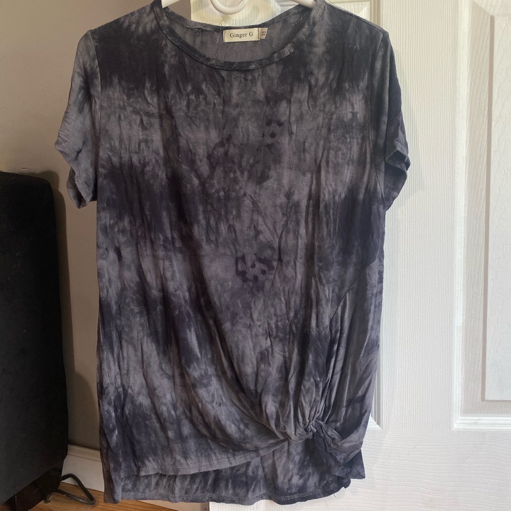 Basic Black & Gray Tie-Dye Tunic